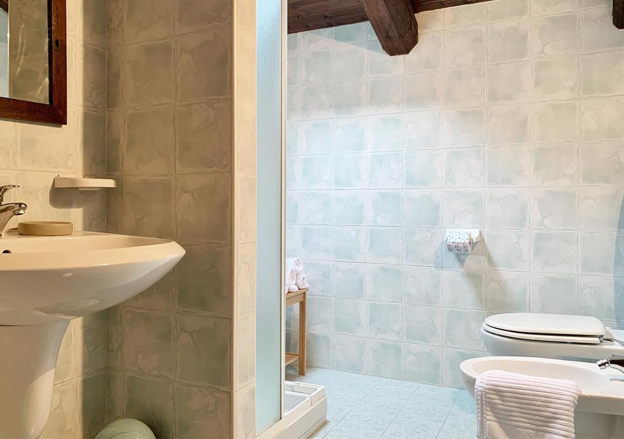Cascina Foresto Bed and Breakfast Cossato Exteriör bild