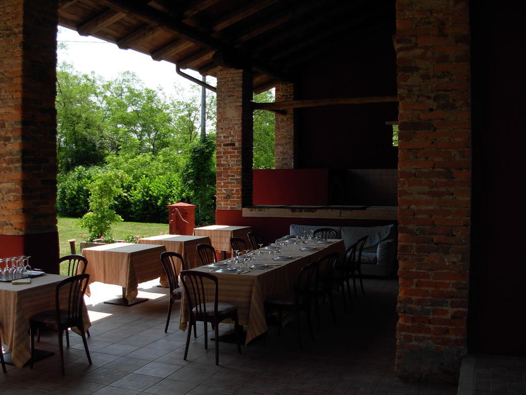 Cascina Foresto Bed and Breakfast Cossato Exteriör bild